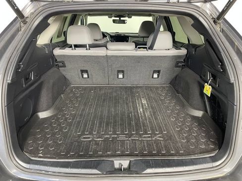 Used 2020 Subaru Outback Limited AWD/4WD image 12