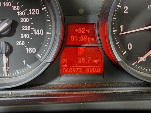 Used 2011 BMW Z4 sDrive30i RWD image 14