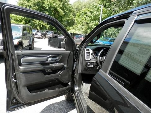 Used 2022 RAM 1500 Big Horn AWD/4WD image 15
