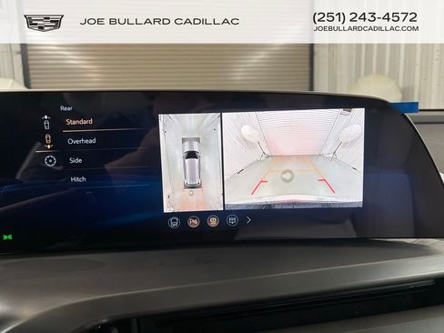 New 2026 Cadillac Vistiq Luxury w/ LPO, Floor Liner Package image 27