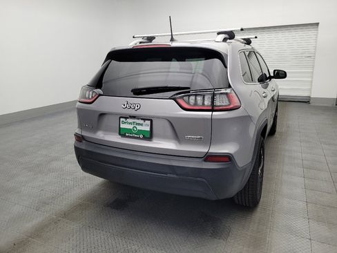 Used 2019 Jeep Cherokee Latitude w/ Popular Appearance Group image 7