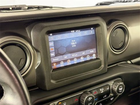 Used 2021 Jeep Wrangler Sport S image 14