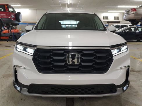 Used 2025 Honda Pilot EX-L image 28