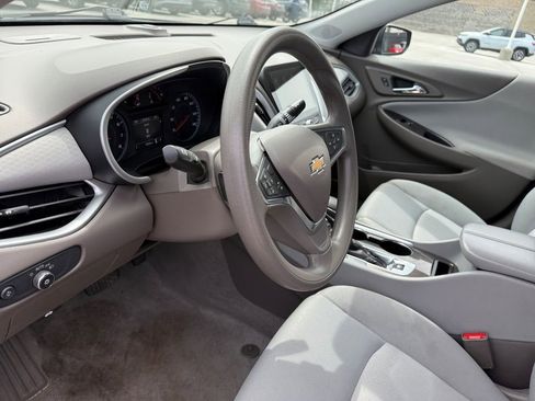 Used 2024 Chevrolet Malibu LT FWD image 28