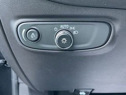 Used 2023 Chevrolet Equinox LT w/ Driver Convenience Package AWD/4WD image 25