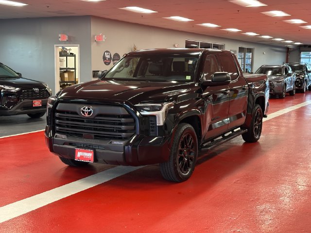 Used 2023 Toyota Tundra SR5 AWD/4WD image 7