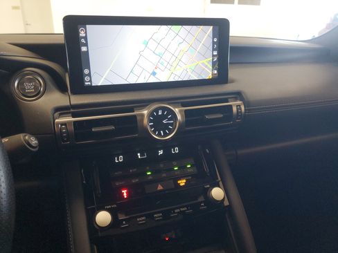 Certified 2022 Lexus IS 500 image 29