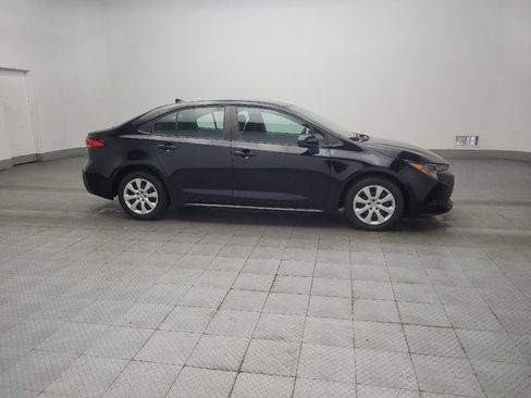 Used 2024 Toyota Corolla LE FWD image 11