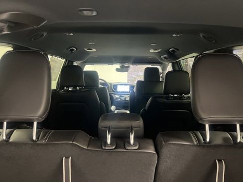 New 2026 Chrysler Pacifica Select image 29
