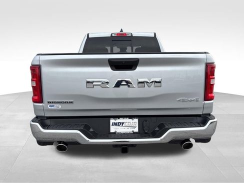 New 2026 RAM 1500 4x4 Crew Cab image 5