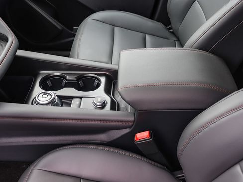 New 2026 Ford Explorer Active w/ Active Comfort Package RWD image 19