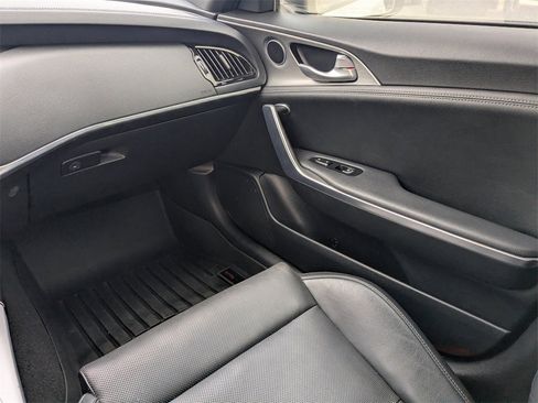 Used 2019 Kia Stinger GT image 16