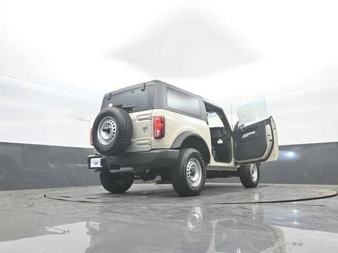 New 2026 Ford Bronco 2-Door AWD/4WD image 38