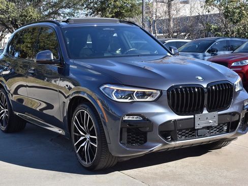 Used 2019 BMW X5 xDrive40i w/ M Sport Package image 4