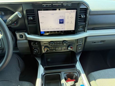 Used 2023 Ford F350 XLT w/ Black Appearance Package image 9