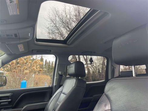 Used 2018 GMC Sierra 1500 Denali image 19
