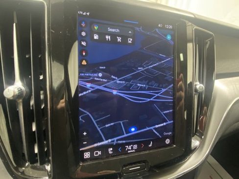 Used 2023 Volvo XC60 B5 Core w/ Climate Package image 19