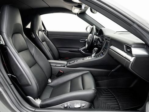 Used 2014 Porsche 911 Carrera image 21