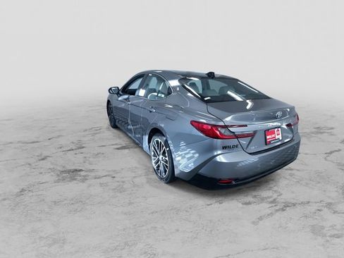 New 2026 Toyota Camry XLE image 7