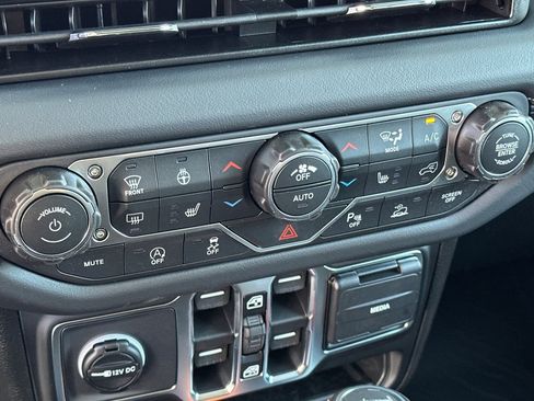 New 2026 Jeep Wrangler Sahara image 22