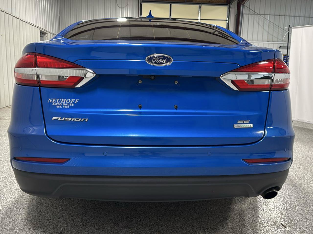 Used 2020 Ford Fusion SE FWD image 6