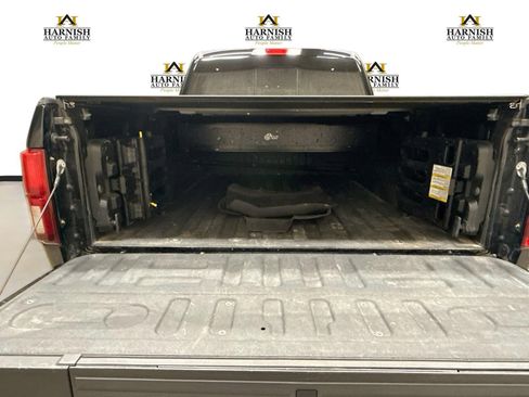 Used 2018 Ford F150 Platinum w/ Technology Package AWD/4WD image 28