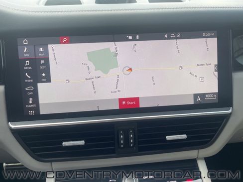 Used 2019 Porsche Cayenne S image 13