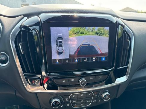 Used 2023 Chevrolet Traverse RS w/ LPO, Floor Liner Package AWD/4WD image 16
