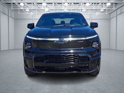 Certified 2024 Chevrolet Silverado EV RST image 3
