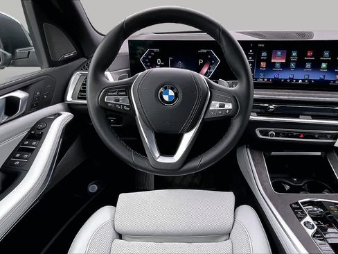 Used 2026 BMW X5 xDrive40i w/ Executive Package AWD/4WD image 5