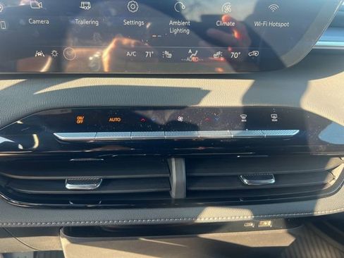 New 2026 Buick Enclave Sport Touring w/ Power Package AWD/4WD image 26