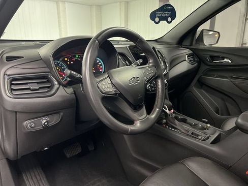 Certified 2022 Chevrolet Equinox RS w/ RS Leather Package AWD/4WD image 10