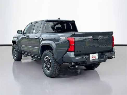 New 2025 Toyota Tacoma TRD Sport image 6