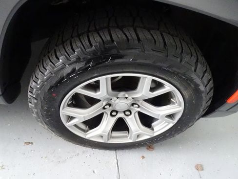 Certified 2022 Jeep Wagoneer Series I w/ Premium Group I image 28