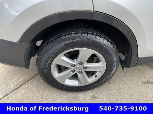 Used 2014 Toyota RAV4 XLE AWD/4WD image 11