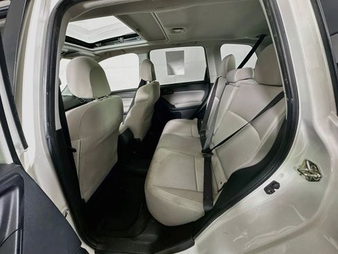 Used 2017 Subaru Forester 2.5i Premium AWD/4WD image 26