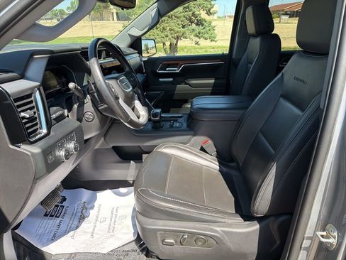 Used 2023 GMC Sierra 1500 Denali w/ Denali Reserve Package AWD/4WD image 12