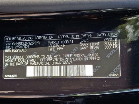 Used 2024 Volvo XC90 T8 Plus w/ Protection Package Premier AWD/4WD image 30