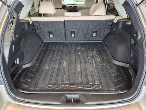 Used 2019 Subaru Outback 2.5i Premium AWD/4WD image 24