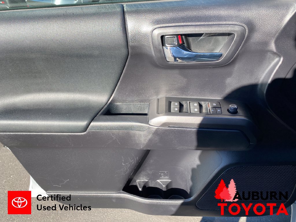 Certified 2021 Toyota Tacoma TRD Off-Road w/ Technology Package AWD/4WD image 10