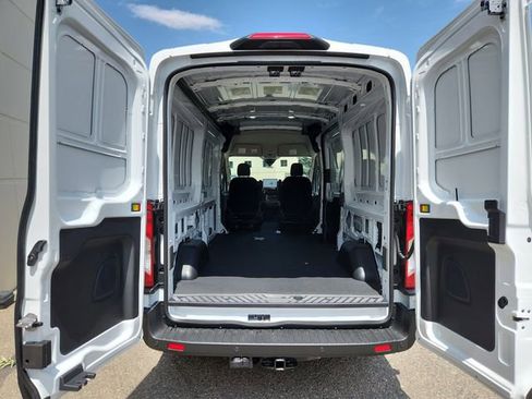 New 2025 Ford Transit 250 148 Medium Roof Extended AWD image 17