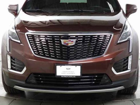 Certified 2023 Cadillac XT5 Premium Luxury image 2