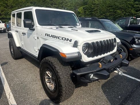 Used 2024 Jeep Wrangler Unlimited Rubicon 392 AWD/4WD image 18