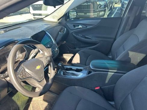 Used 2020 Chevrolet Malibu LT w/ Redline Edition FWD image 10