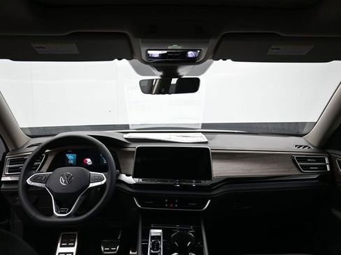 New 2026 Volkswagen Atlas SEL Premium R-Line image 10