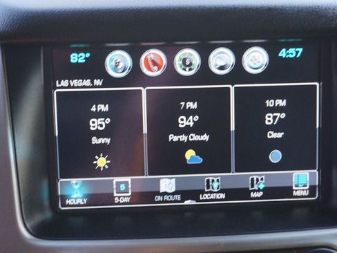 Used 2020 GMC Yukon SLT w/ Open Road Package RWD image 40