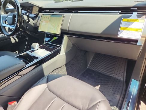 New 2026 Land Rover Range Rover Long Wheelbase Autobiography image 28