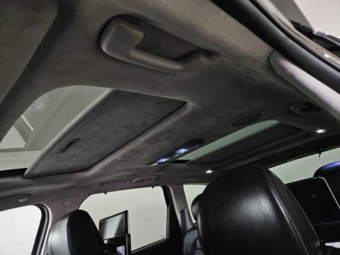 Used 2022 Kia Telluride SX w/ SX Prestige Package AWD/4WD image 19
