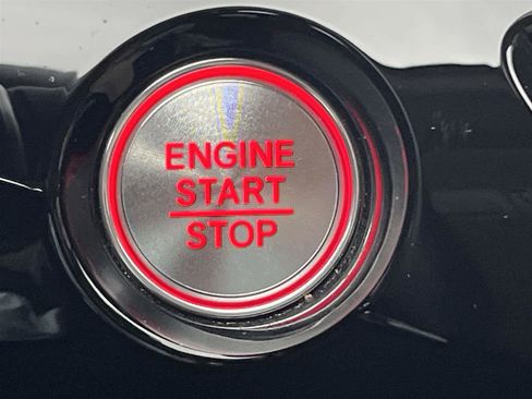 Used 2023 Acura MDX SH-AWD image 32