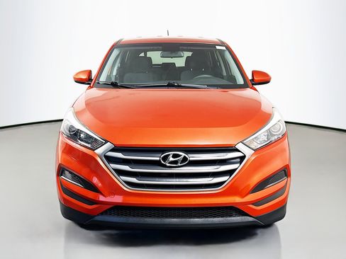 Used 2016 Hyundai Tucson SE image 2